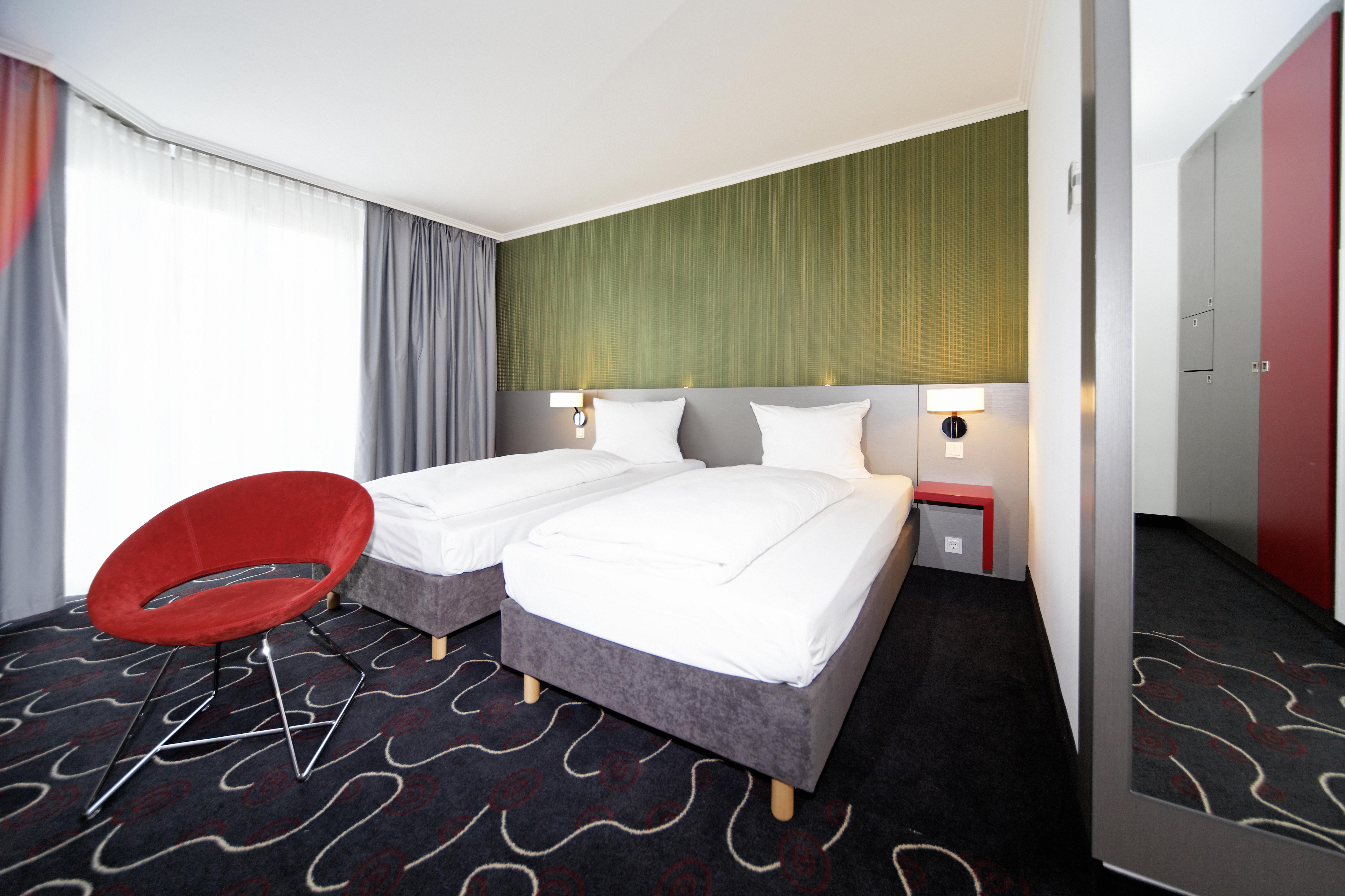 Ibis Styles Stuttgart Hotel Exterior photo